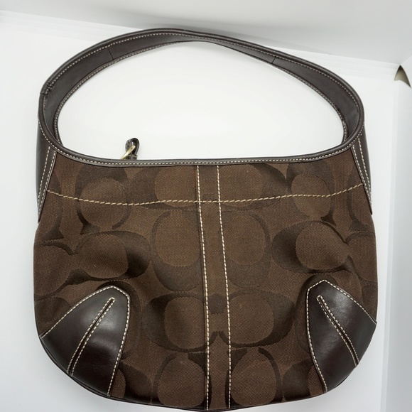 **SOLD** Coach | Signature C Canvas & Leather Bag - Picture 2 of 8
